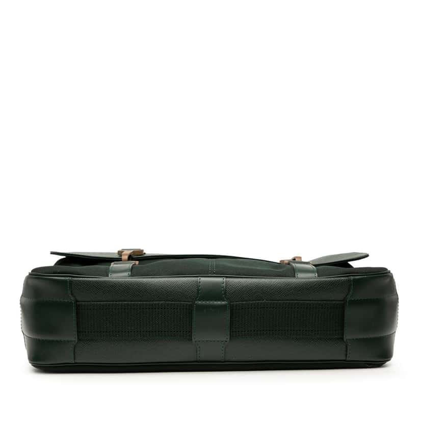 Louis Vuitton Taiga Dersou Green Leather Good condition - Inside View