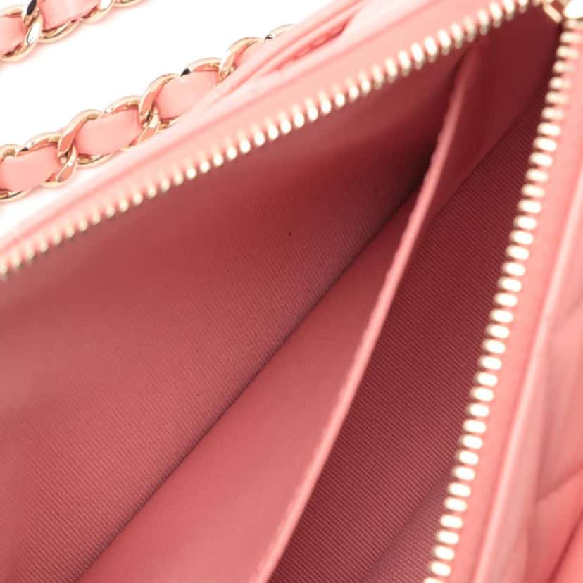 Chanel Small Quilted Lambskin Clutch with Chain Shoulder Bag Pink Leather Good condition - Box View