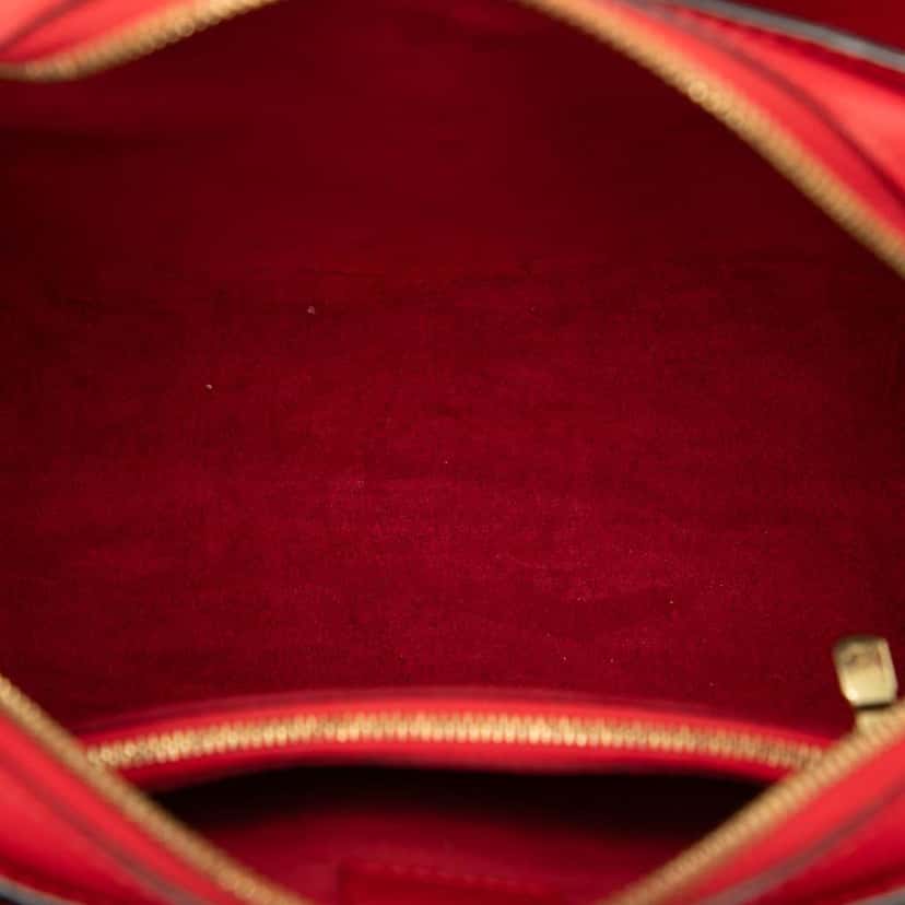 Louis Vuitton Epi Pont Neuf Red Leather Good condition - Model View