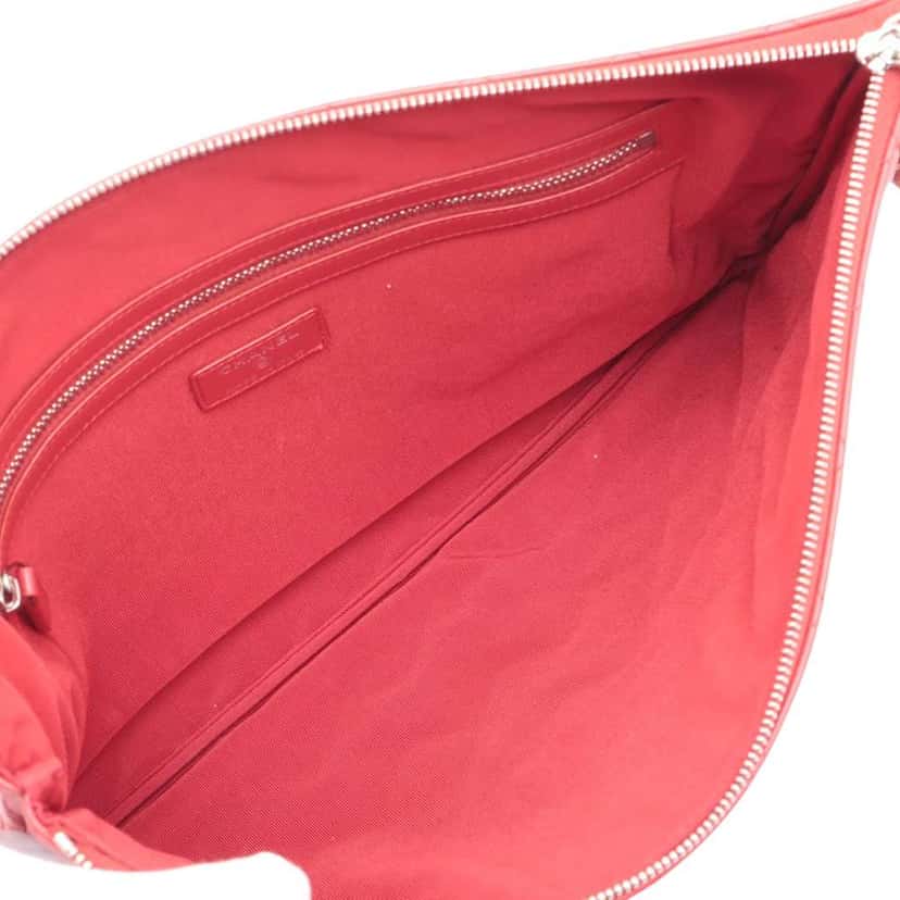 Chanel Large Quilted lambskin Cosmetic Case Red Leather Good condition - Inside View