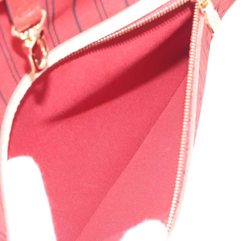 Louis Vuitton Monogram Neverfull Bandouliere Inside Out MM Red Good condition - Model View
