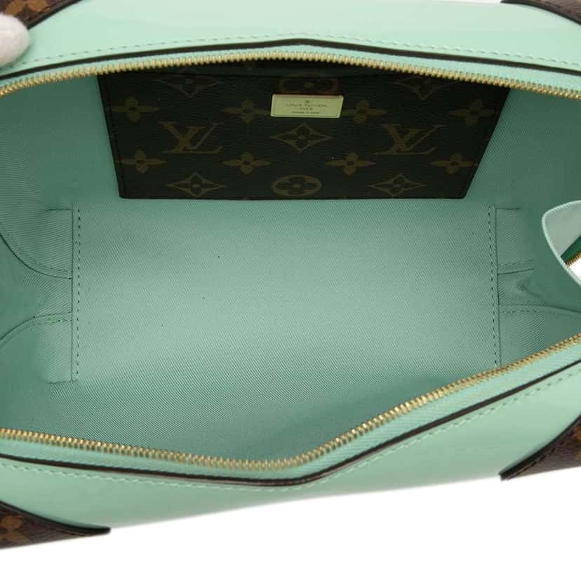 Louis Vuitton Vernis Miroir Venice Green Leather Good condition - Model View