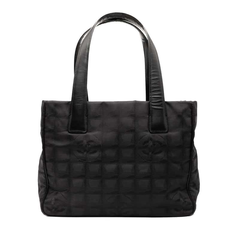 Chanel New Travel Line Nylon Tote Black Good condition - Front View