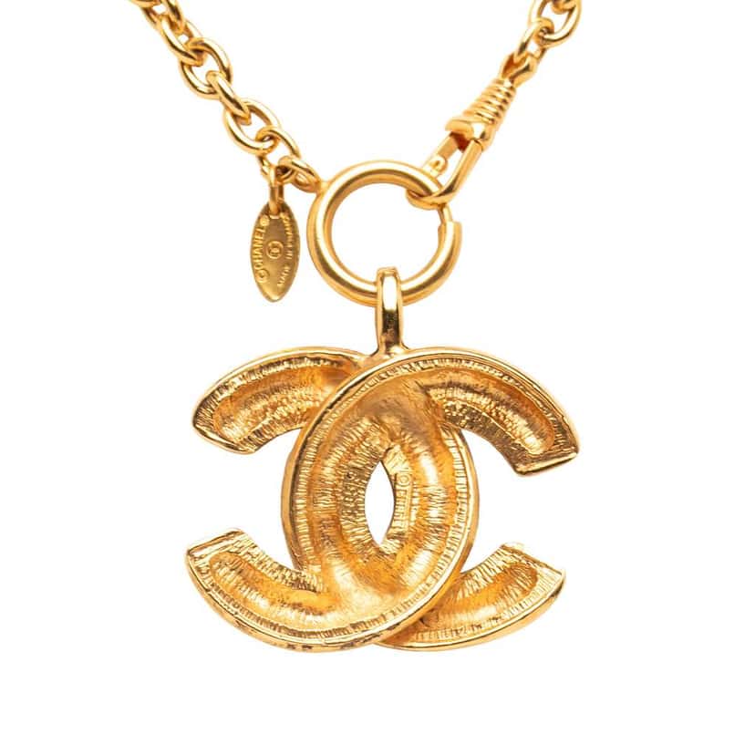 Chanel Gold Plated Quilted CC Pendant Necklace Gold Metal Good condition - Back View
