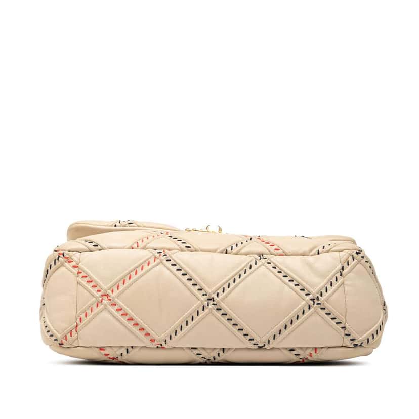 Chanel Medium Lambskin Stitched 19 Flap Brown Leather Good condition - Inside View