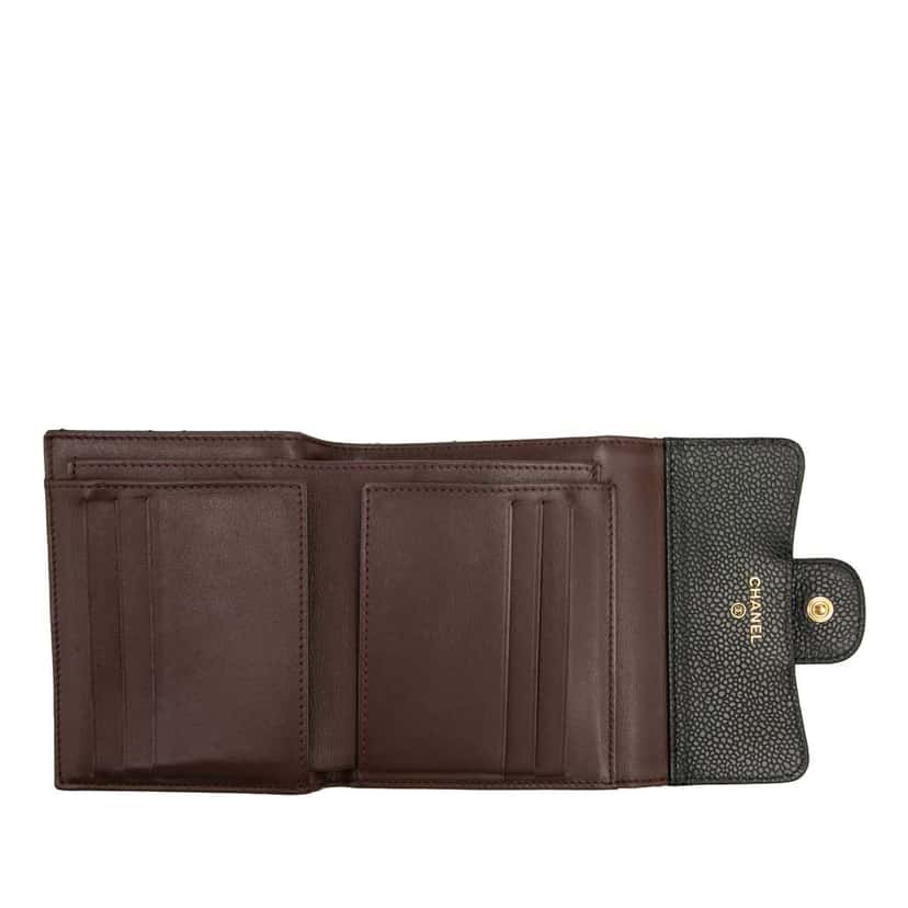 Chanel CC Quilted Caviar Compact Flap Wallet Black Leather Good condition - Model View