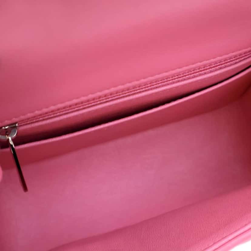 Chanel Mini Square Classic Lambskin Single Flap Pink Leather Good condition - Model View