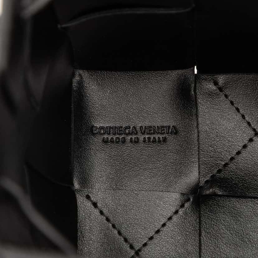 Bottega Veneta Mini Nappa Maxi Intrecciato Cassette Bucket Bag Black Leather Good condition - Box View