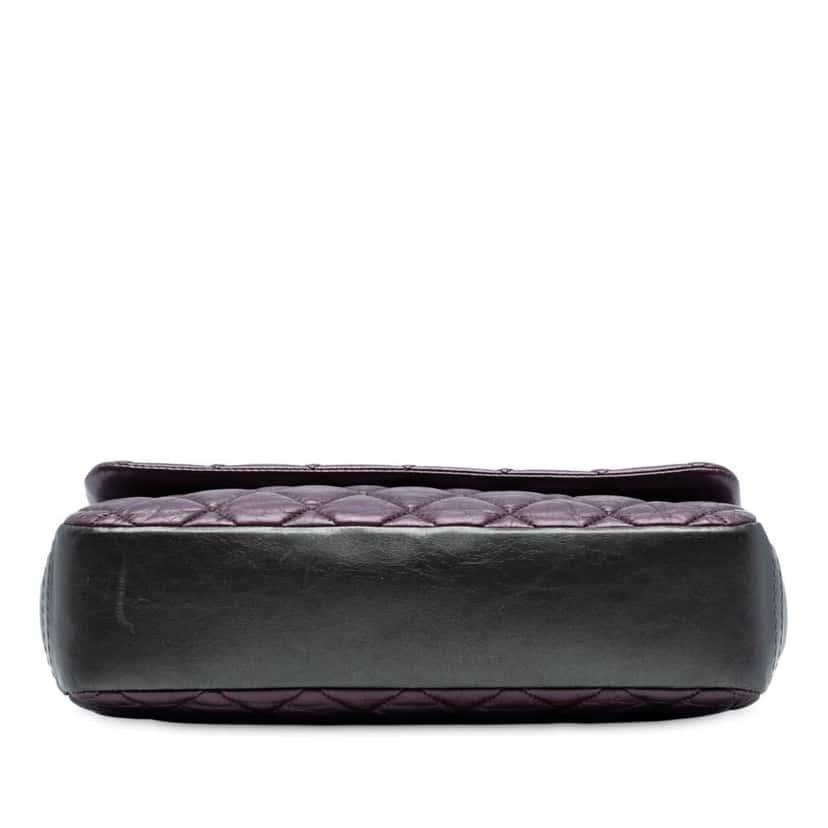 Chanel Small Bicolor Quilted Aged Calfskin Lady Pearly Flap Purple Leather Good condition - Inside View