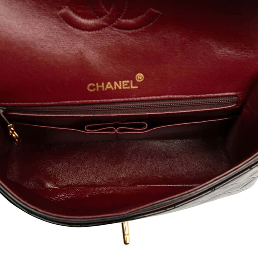 Chanel Medium Tall Classic Lambskin Double Flap Black Leather Good condition - Model View