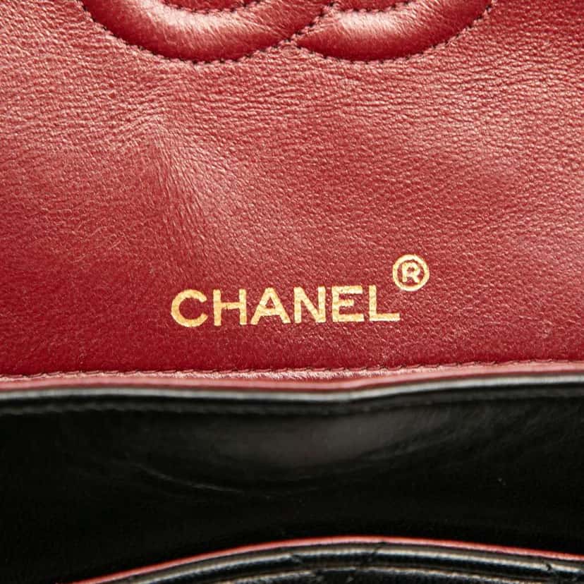 Chanel Medium Tall Classic Lambskin Double Flap Black Leather Good condition - Box View