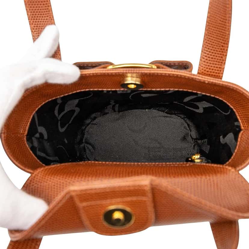 Salvatore Ferragamo Lizard Embossed Leather Vara Bow Top Handle Bucket Bag Brown Leather Good condition - Model View
