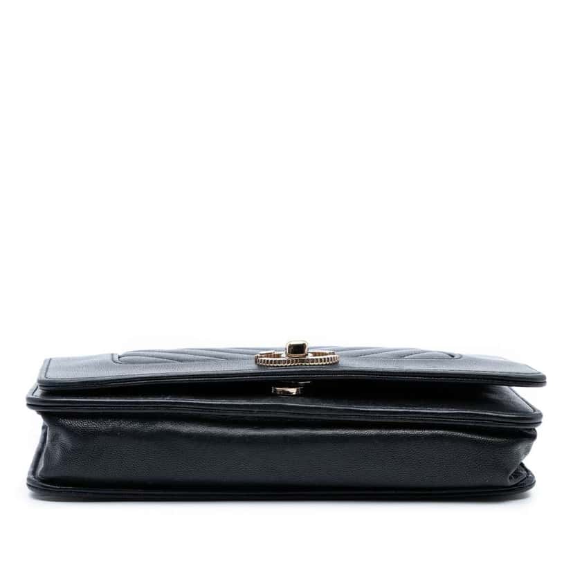 Chanel Chevron Sheepskin Mademoiselle Vintage Wallet on Chain Black Leather Good condition - Inside View