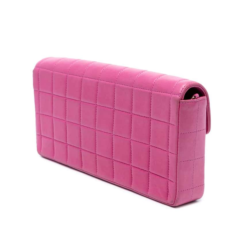 Chanel Chocolate Bar Lambskin East West Flap Pink Leather Good condition - Back View