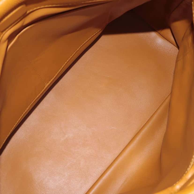 Bottega Veneta Grained Calfskin Saint Germain Tote Yellow Leather Good condition - Model View