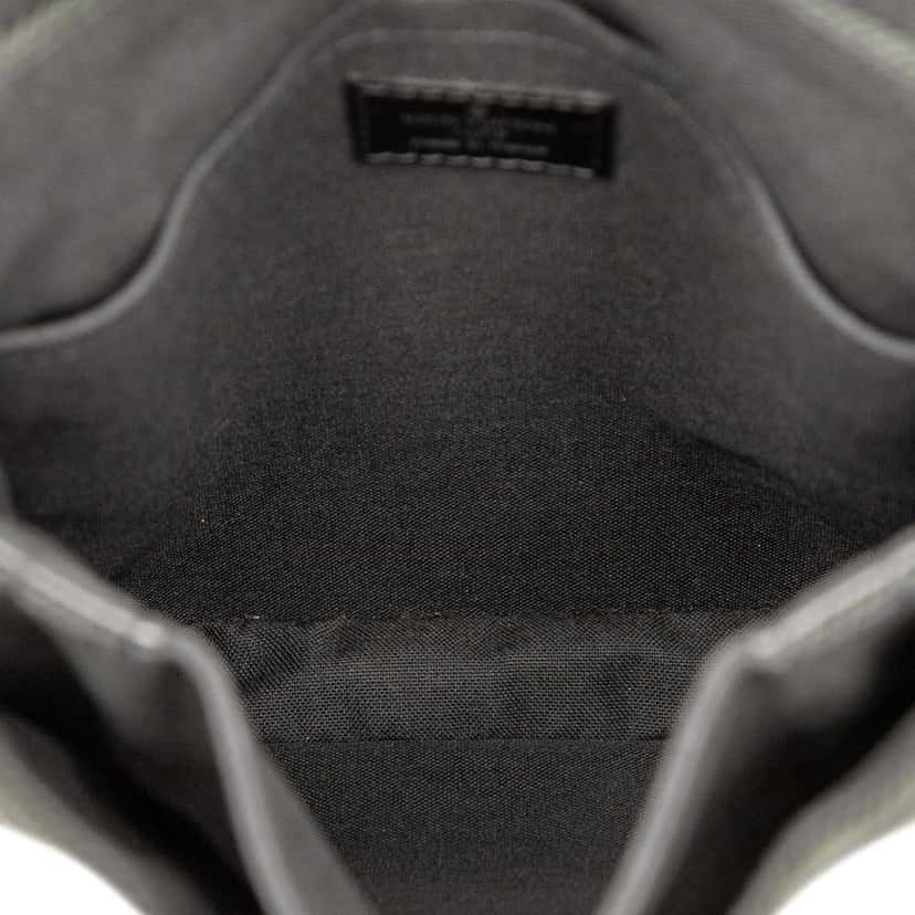 Louis Vuitton Taiga Saratov PM Black Leather Good condition - Model View