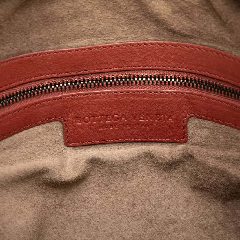 Bottega Veneta Medium Nappa Intrecciato Veneta Hobo Red Leather Good condition - Box View