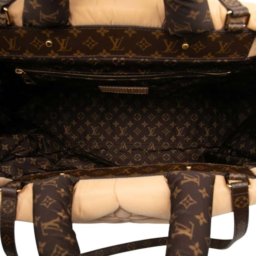 Louis Vuitton Econyl Monogram Pillow OnTheGo GM Brown Good condition - Model View