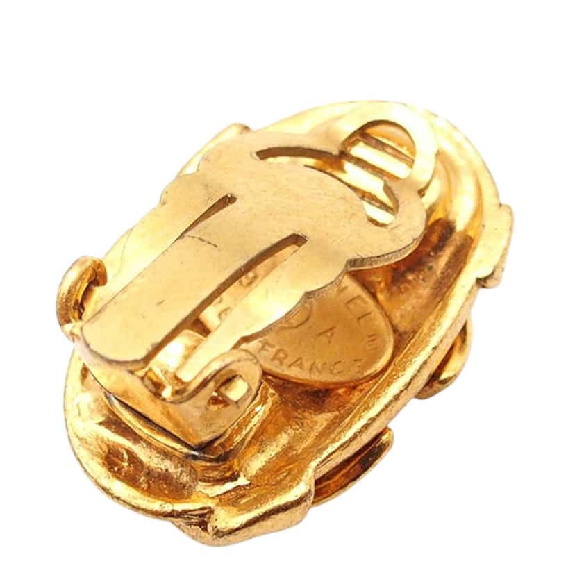 Chanel Gold Plated CC Clip On Earrings Gold Metal Good condition - Box View