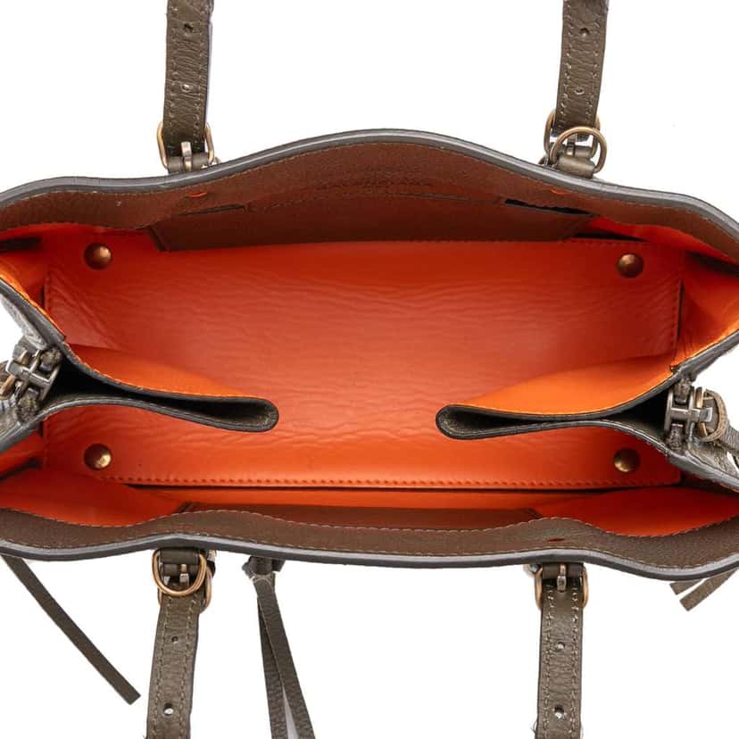 Balenciaga Veau Papier A6 Zip Around Satchel Brown Leather Good condition - Model View