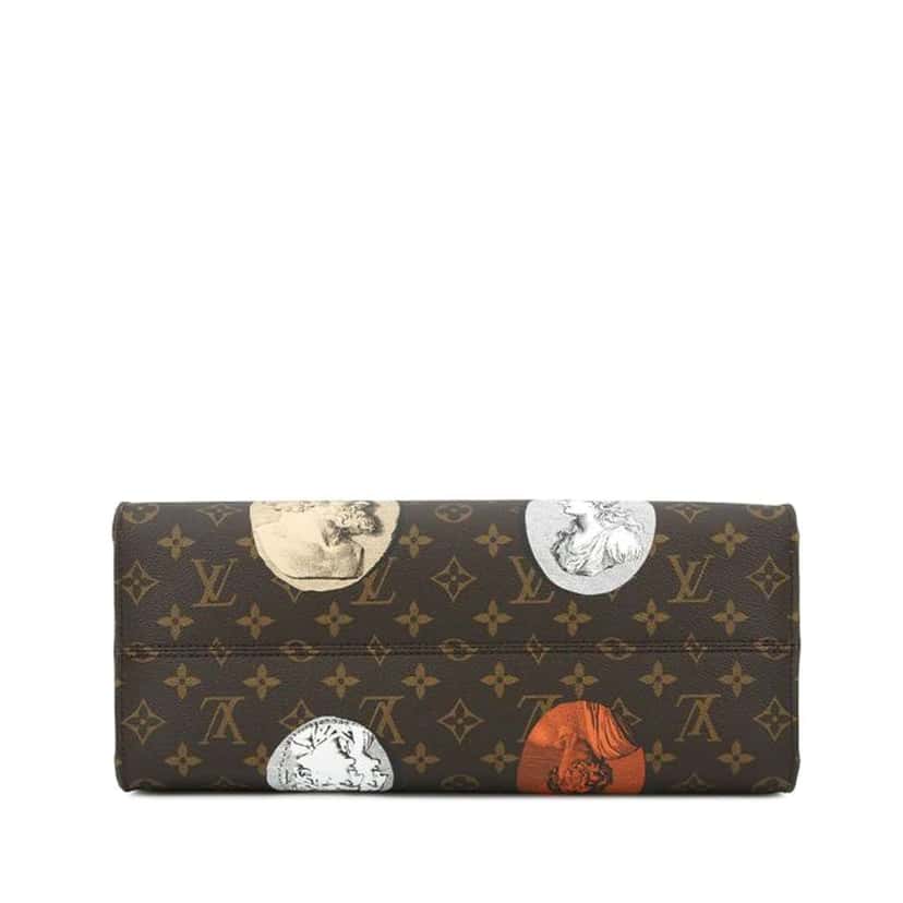 Louis Vuitton Monogram Cameo OnTheGo MM Brown Very good condition - Inside View