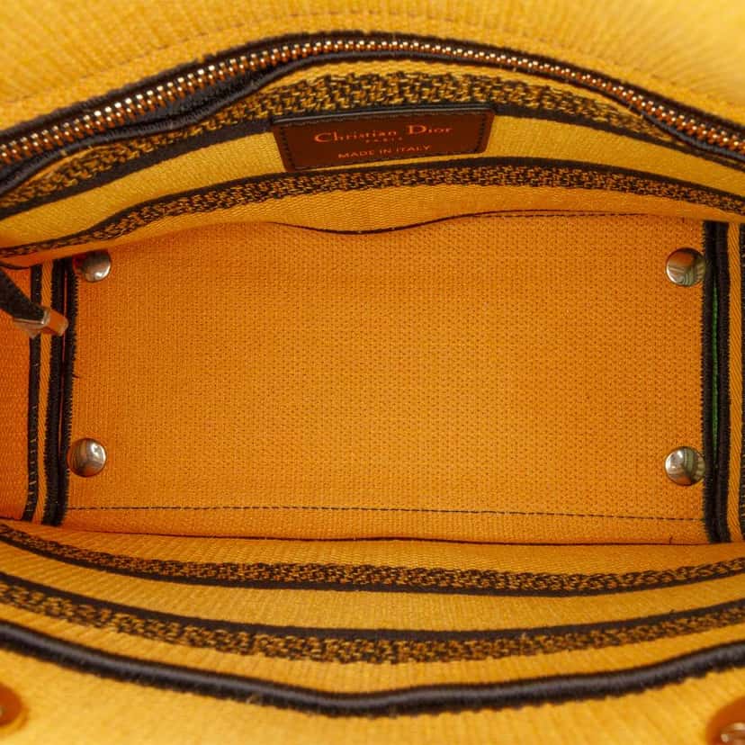 Dior Medium Canvas Embroidered Flower Pop Lady D Lite Yellow Canvas Good condition - Model View