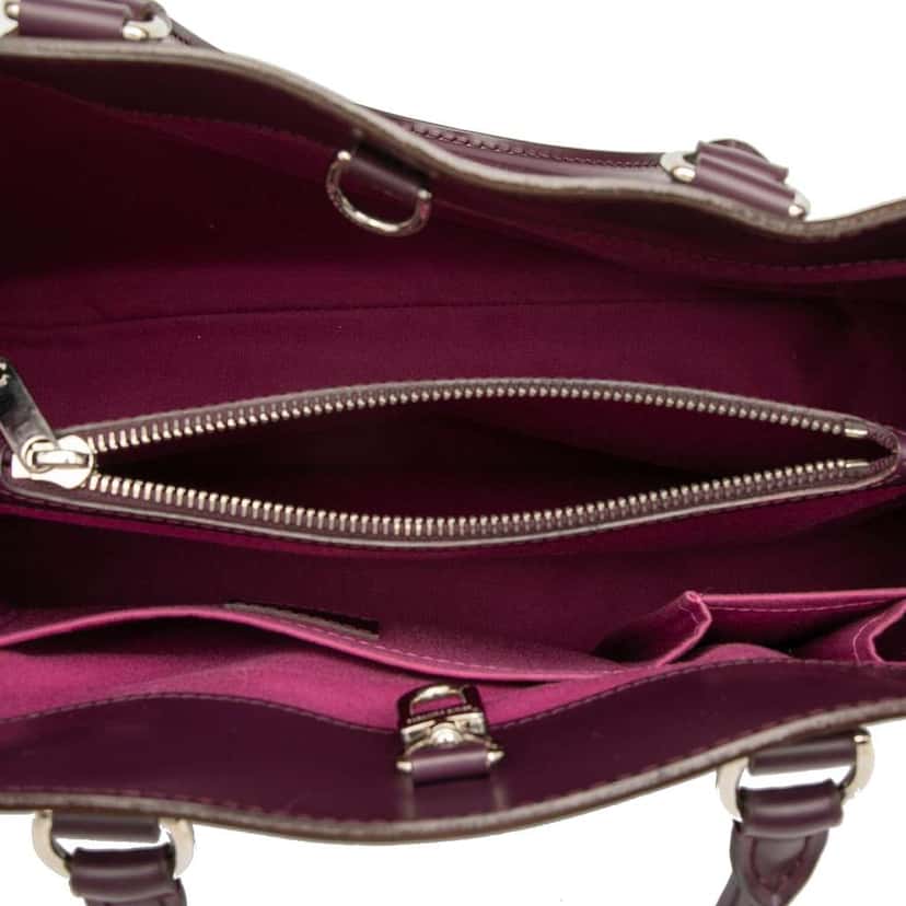 Louis Vuitton Epi Passy PM Purple Leather Good condition - Model View