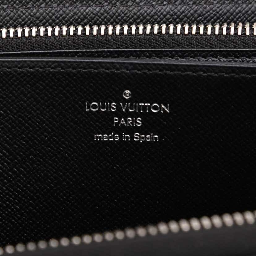 Louis Vuitton Epi Patches Zippy Wallet Black Leather Good condition - Box View
