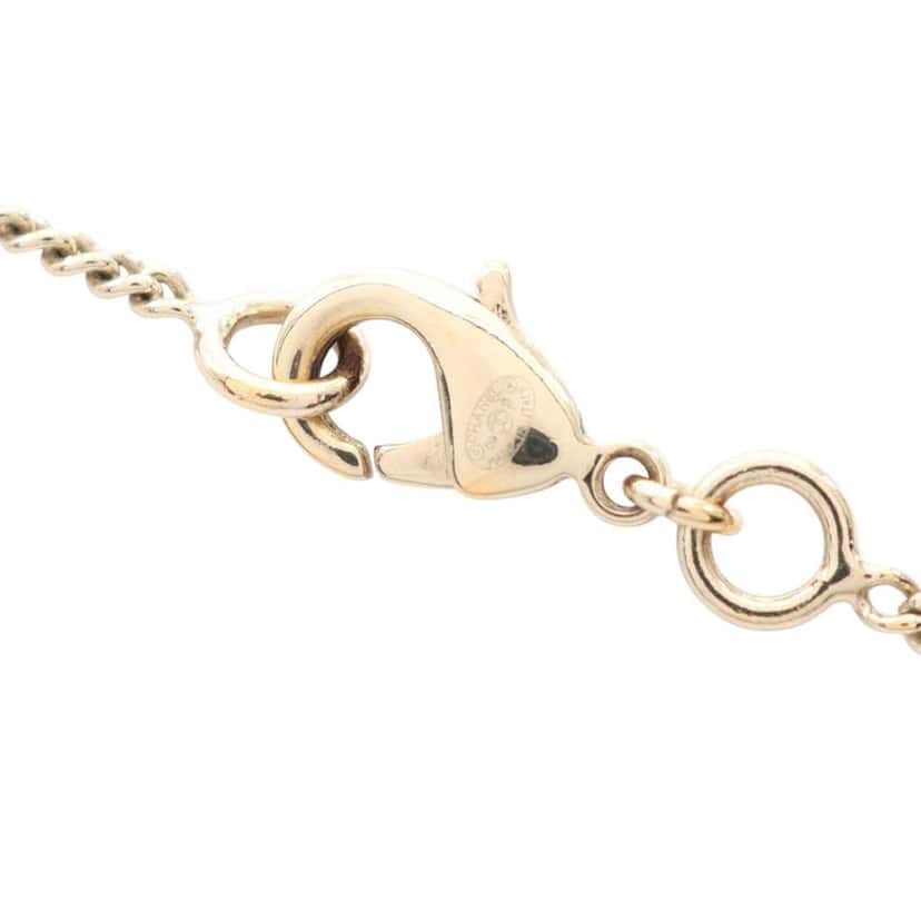Chanel CC Gold Plated Enamel Flap Bag Pendant Necklace Gold Metal Good condition - Inside View