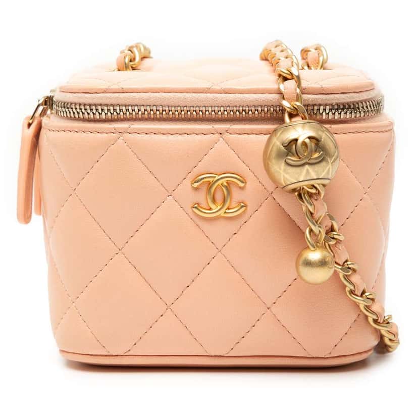 Chanel Mini Quilted Lambskin Pearl Crush Vanity Case With Chain Pink Leather Good condition - Front View