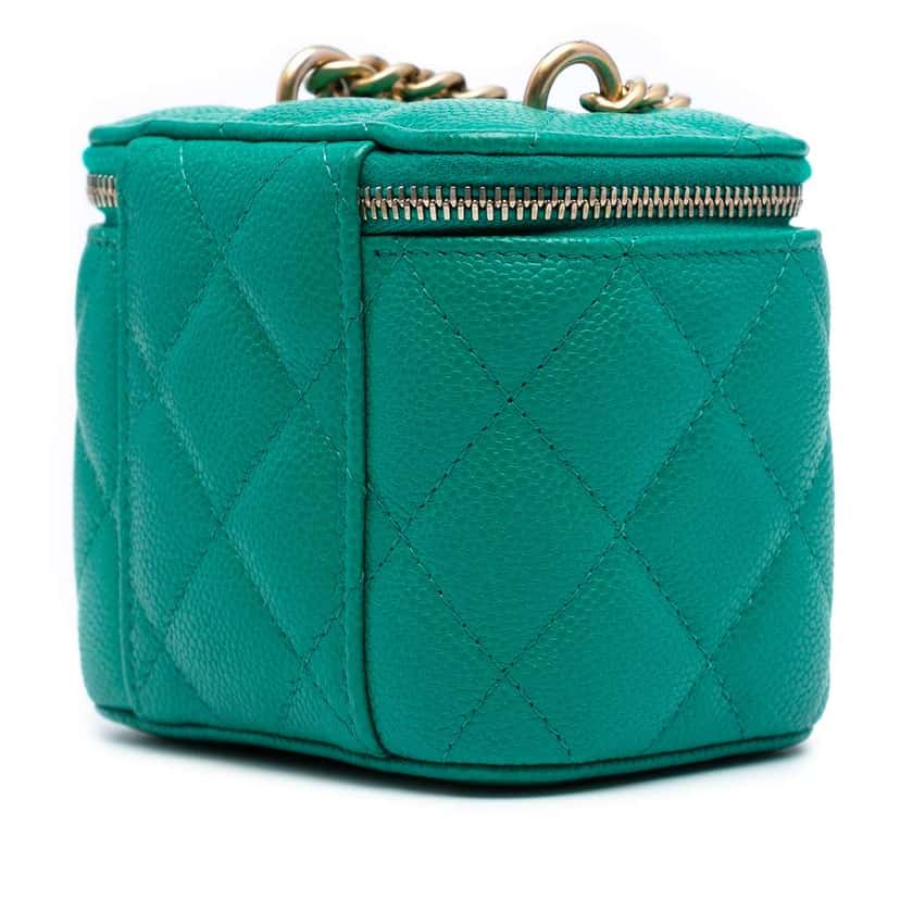 Chanel Mini Quilted Caviar CC Sweetheart Vanity Case with Chain Green Leather Good condition - Back View