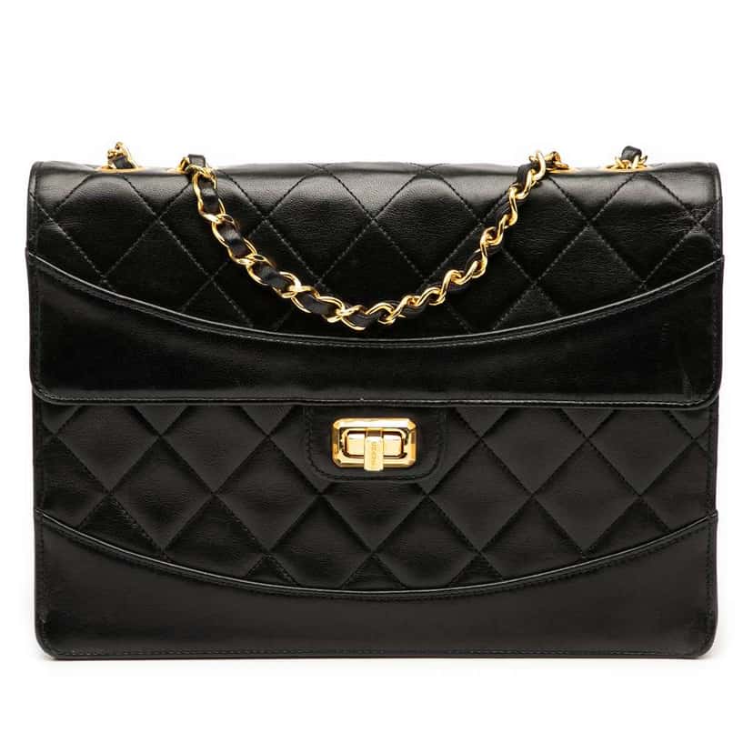 Chanel Medium Quilted Lambskin Mademoiselle Single Flap Black Leather Good condition - Front View