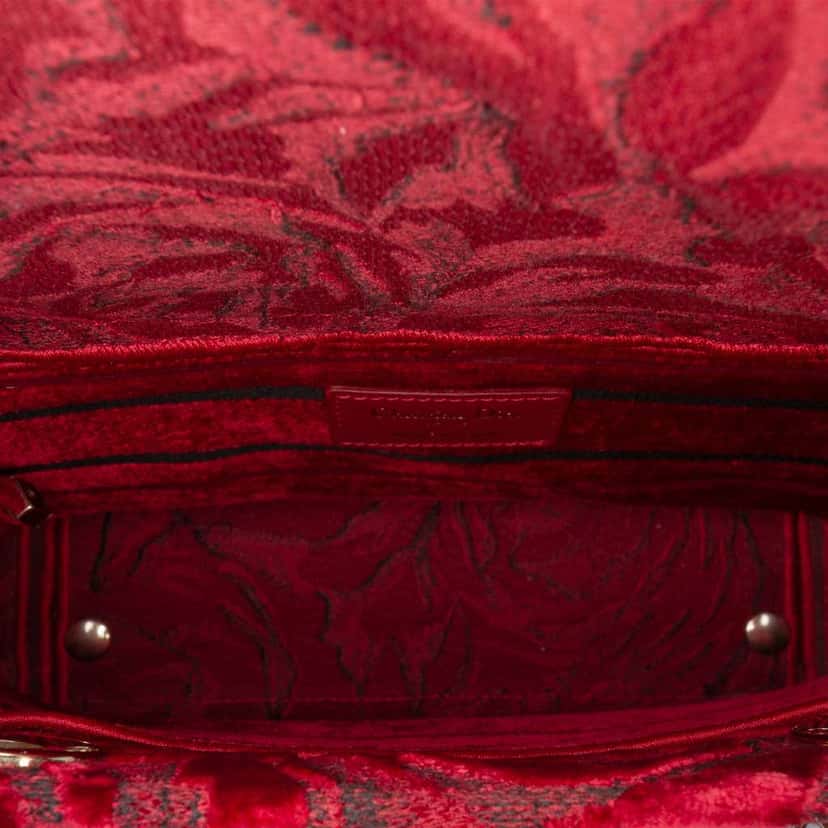 Dior Medium Embroidered Velvet Roses Lady D Lite Red Velvet Very good condition - Model View