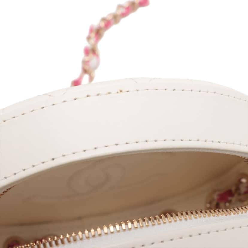 Chanel Lambskin La Pausa Coco Lifesaver Round Bag White Leather Good condition - Box View