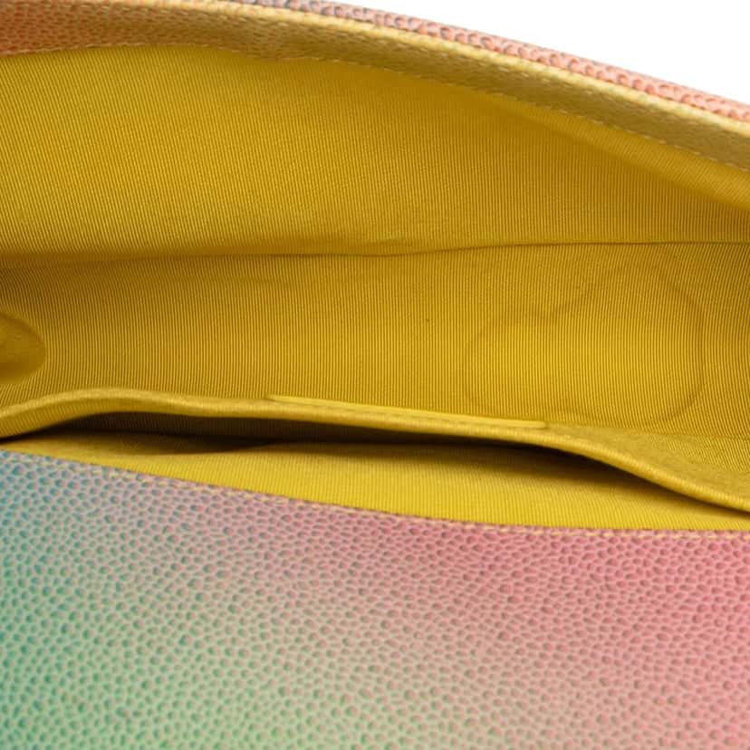 Chanel Old Medium Quilted Caviar Rainbow Boy Flap Pink Leather Good condition - Model View