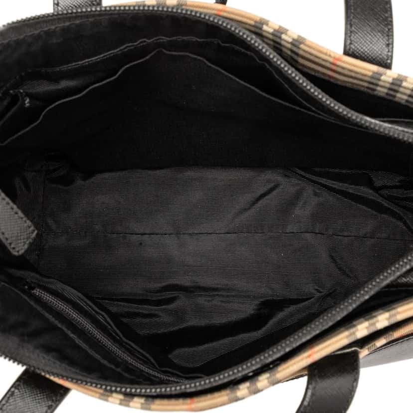 Burberry Haymarket Check Canvas Tote Brown Canvas Good condition - Model View