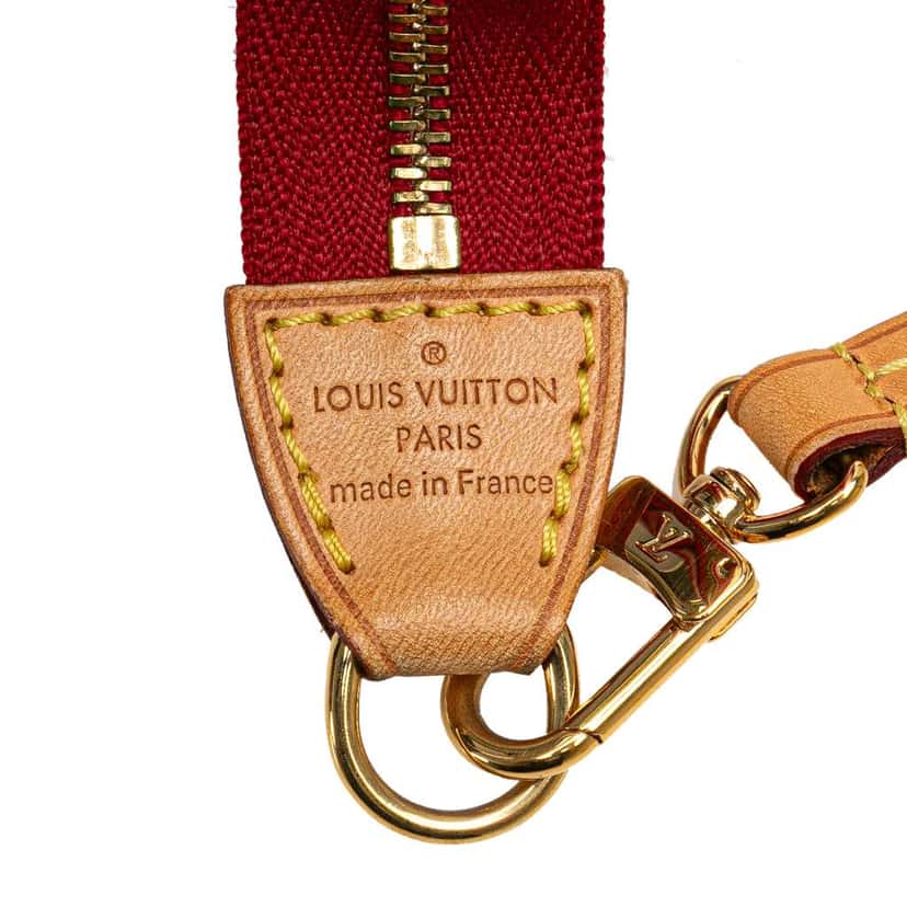 Louis Vuitton Monogram Vernis Pochette Accessoires Red Leather Good condition - Box View