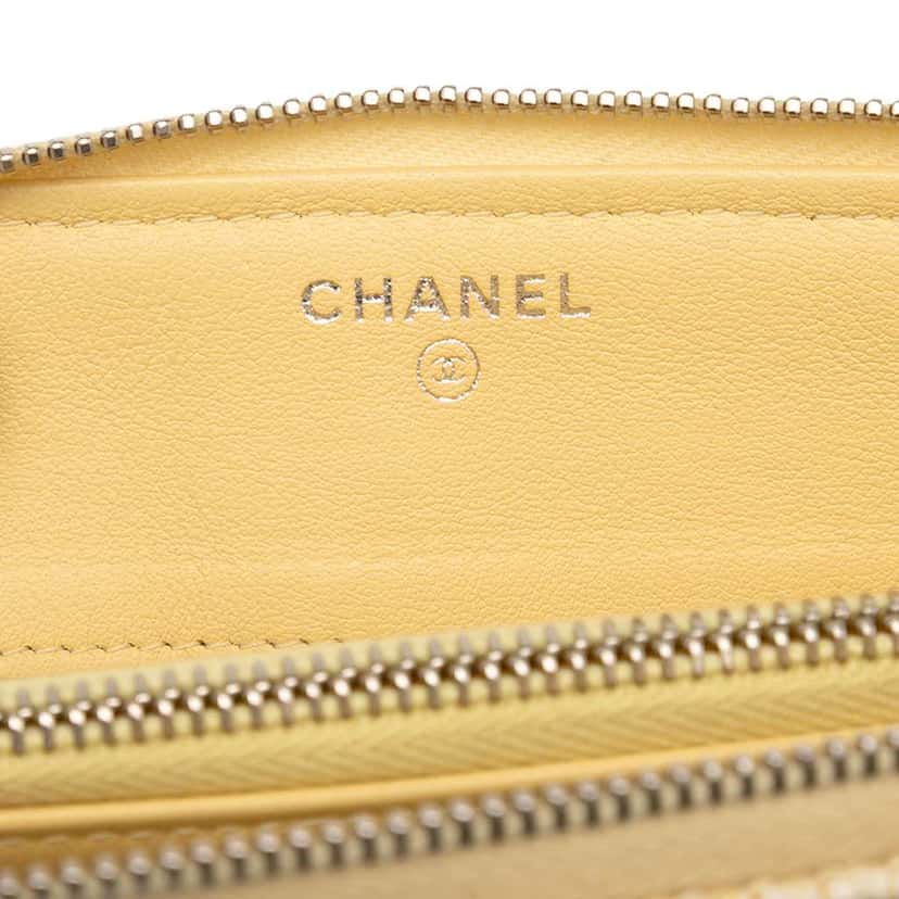 Chanel Medium Raffia Deauville O Case Clutch Yellow Good condition - Box View