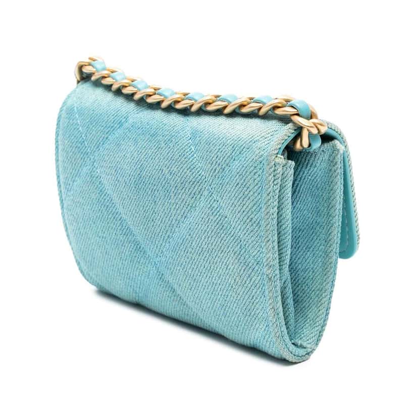 Chanel Quilted Denim 19 Card Holder with Chain Blue Denim Good condition - Back View