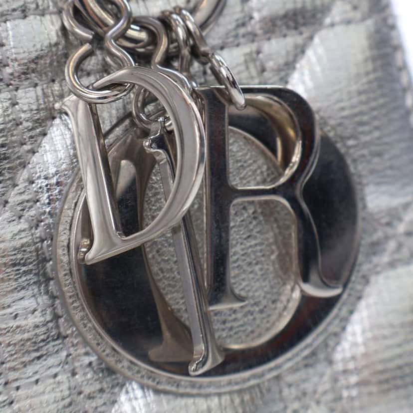 Dior Small Metallic Grained Calfskin Cannage My ABCDior Lady Dior Silver Leather Good condition - Model View
