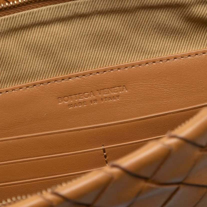 Bottega Veneta Large Nappa Intrecciato Flat Zip Pouch Brown Leather Good condition - Box View