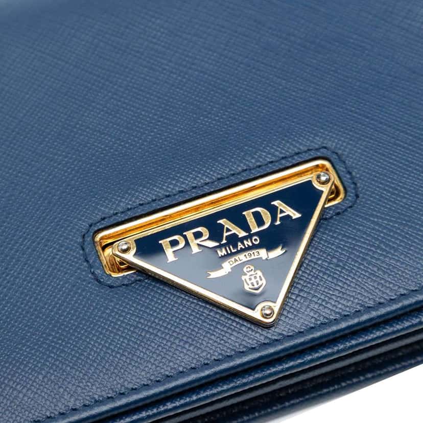 Prada Saffiano Lux Flip Lock Wallet on Chain Blue Leather Good condition - Box View