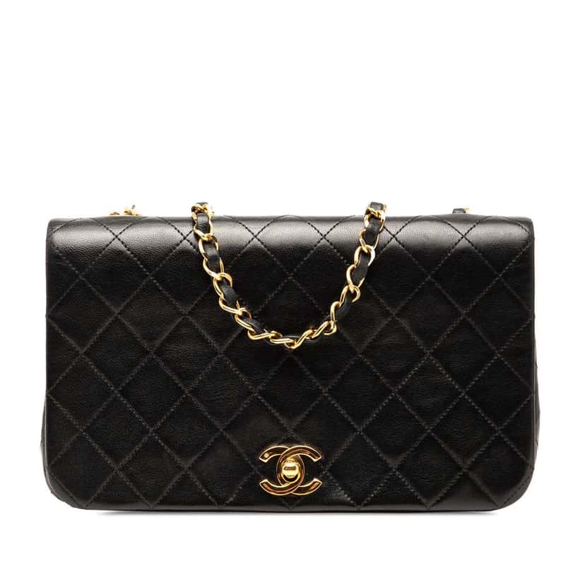Chanel CC Quilted Lambskin Full Flap Black Leather Good condition - Front View