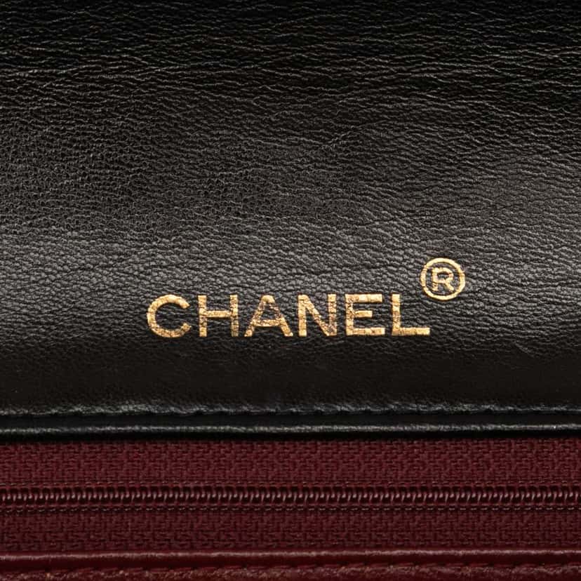Chanel CC Quilted Lambskin Full Flap Black Leather Good condition - Box View