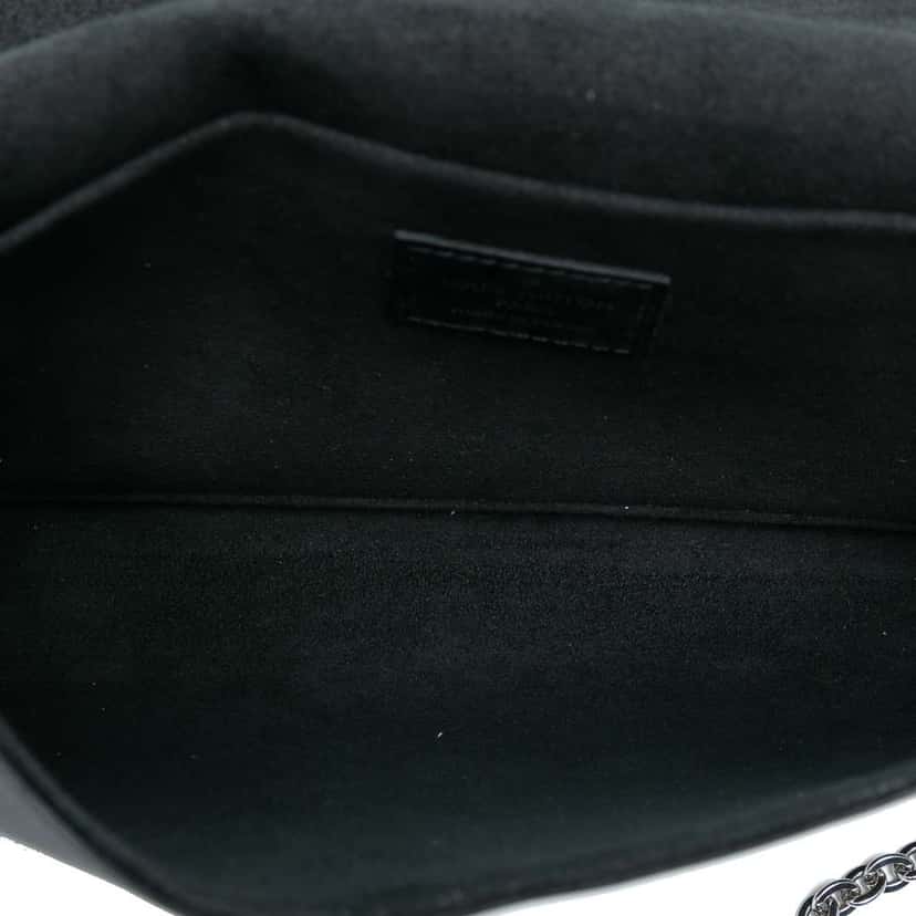 Louis Vuitton Epi Pochette Felicie Black Leather Good condition - Model View