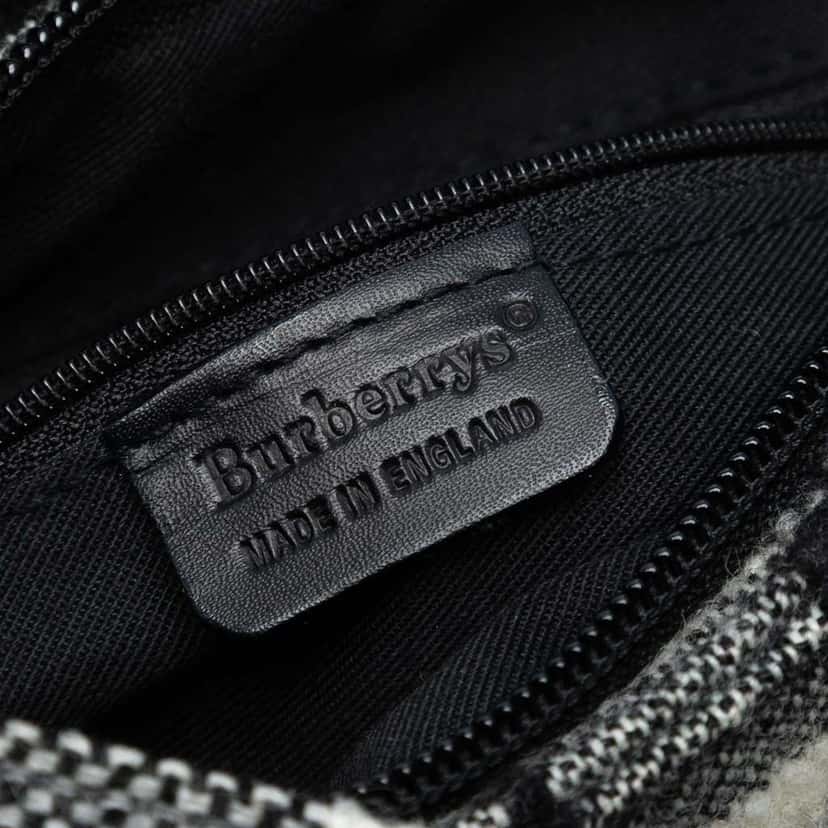 Burberry Vintage Check Wool Shoulder Bag Black Wool Very good condition - Box View