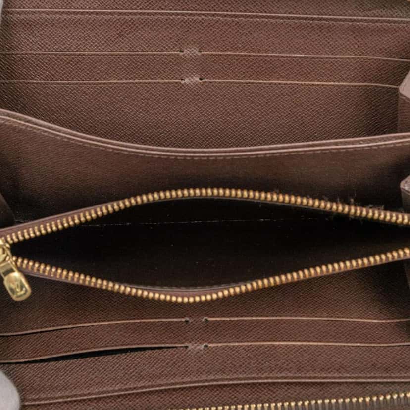 Louis Vuitton Damier Ebene Zippy Wallet Brown Good condition - Model View