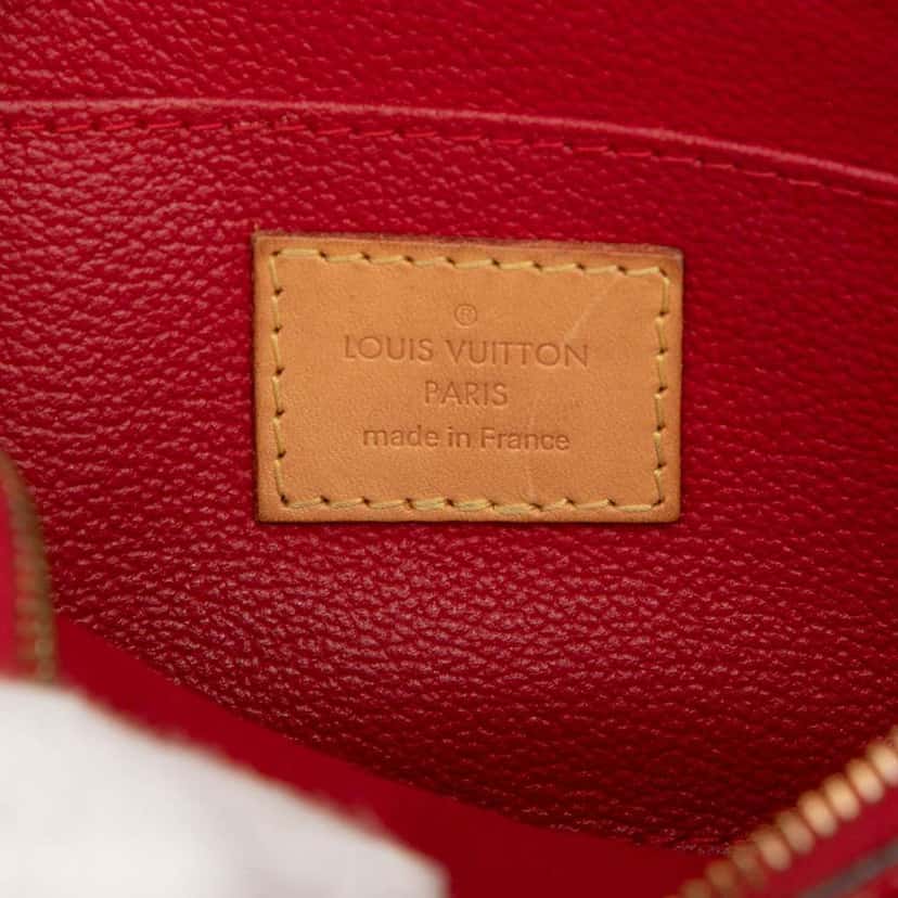 Louis Vuitton Monogram Vernis Cosmetic Pouch Red Leather Good condition - Box View