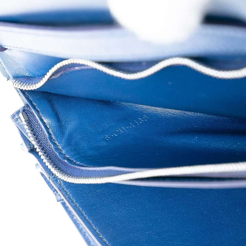 Celine Medium Calfskin Classic Box Blue Leather Good condition - Box View