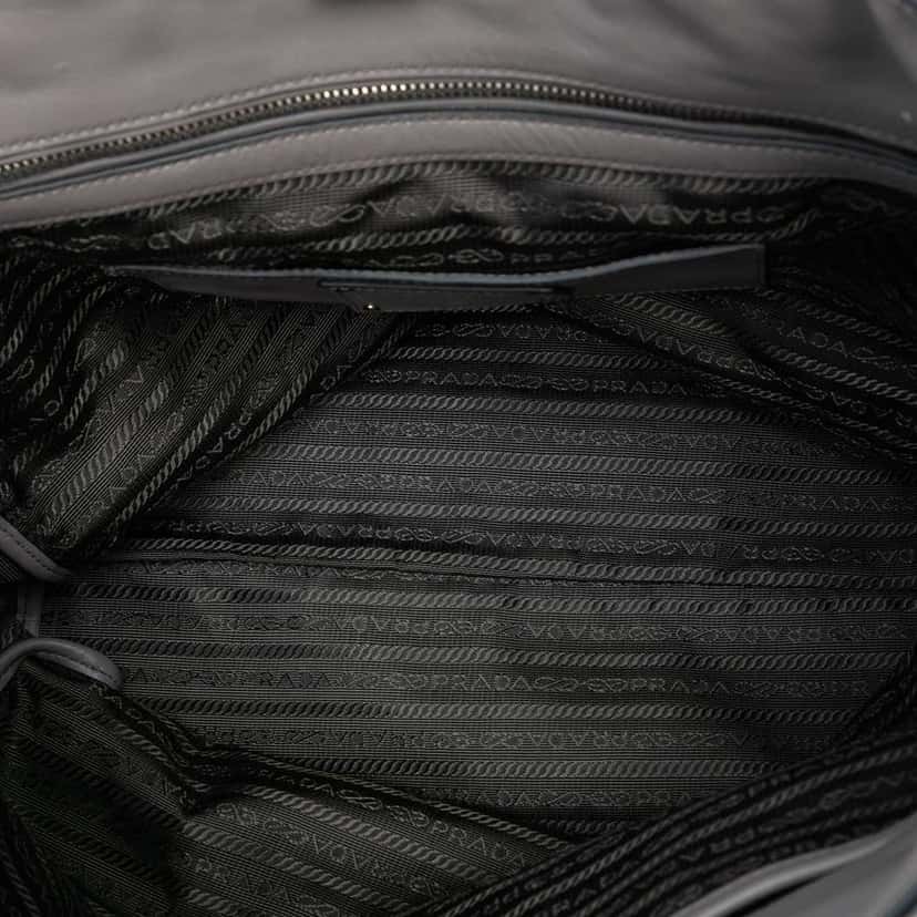 Prada Soft Calf Open Convertible Tote Grey Leather Good condition - Model View